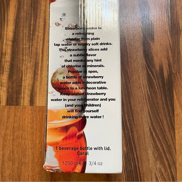 Denizli Glass Handmade Lead Free Crystal Water Bottle Decanter 41 3/4 Oz NIB - Picture 3 of 5